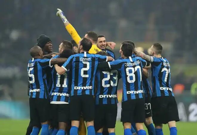 国际米兰鏖战丹麦,埃尔林一己之力扛起全队 国际米兰鏖战丹麦,埃尔林一己之力扛起全队