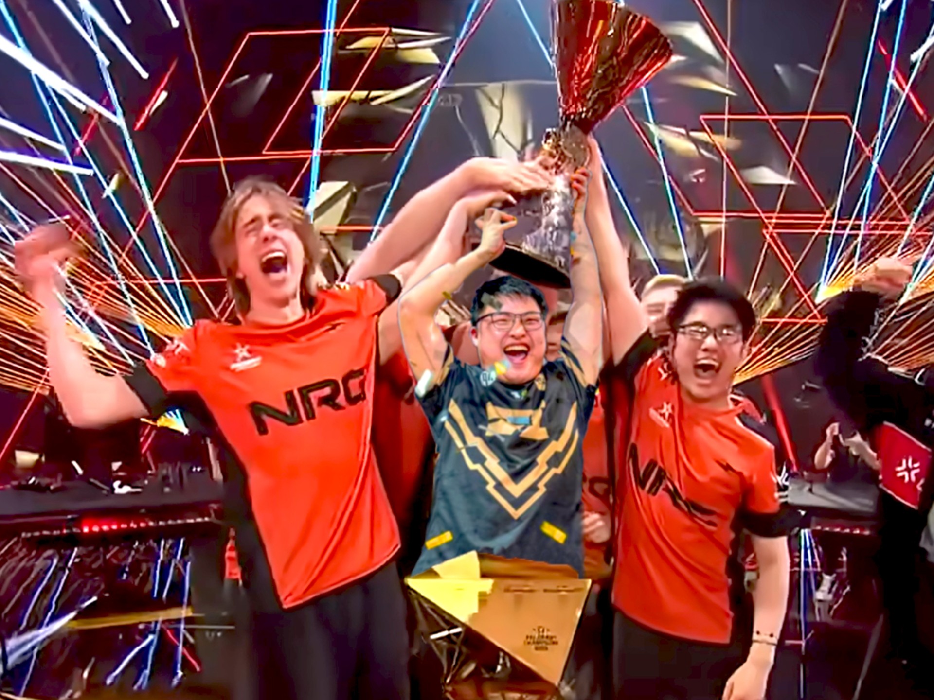 Rogue力克IG,Uzi惊艳世界 Rogue力克IG,Uzi惊艳世界