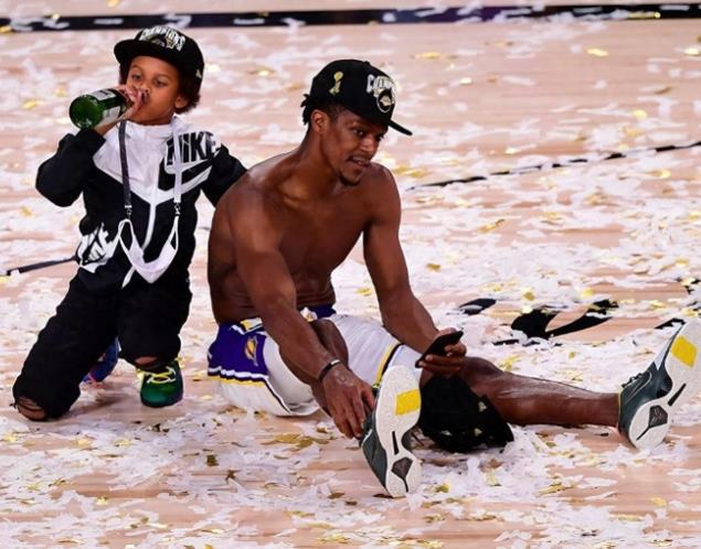 菲律宾男篮鏖战澳大利亚男篮,保罗一己之力扛起全队 菲律宾男篮鏖战澳大利亚男篮,保罗一己之力扛起全队