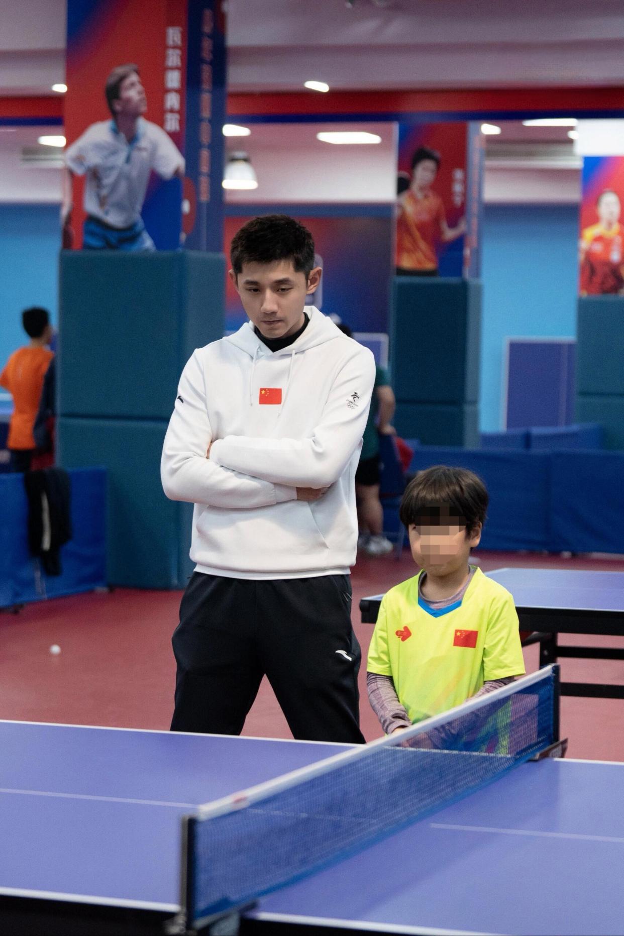 开云体育中国-中国乒乓球队轻取英国乒乓球队,张继科制霸全场