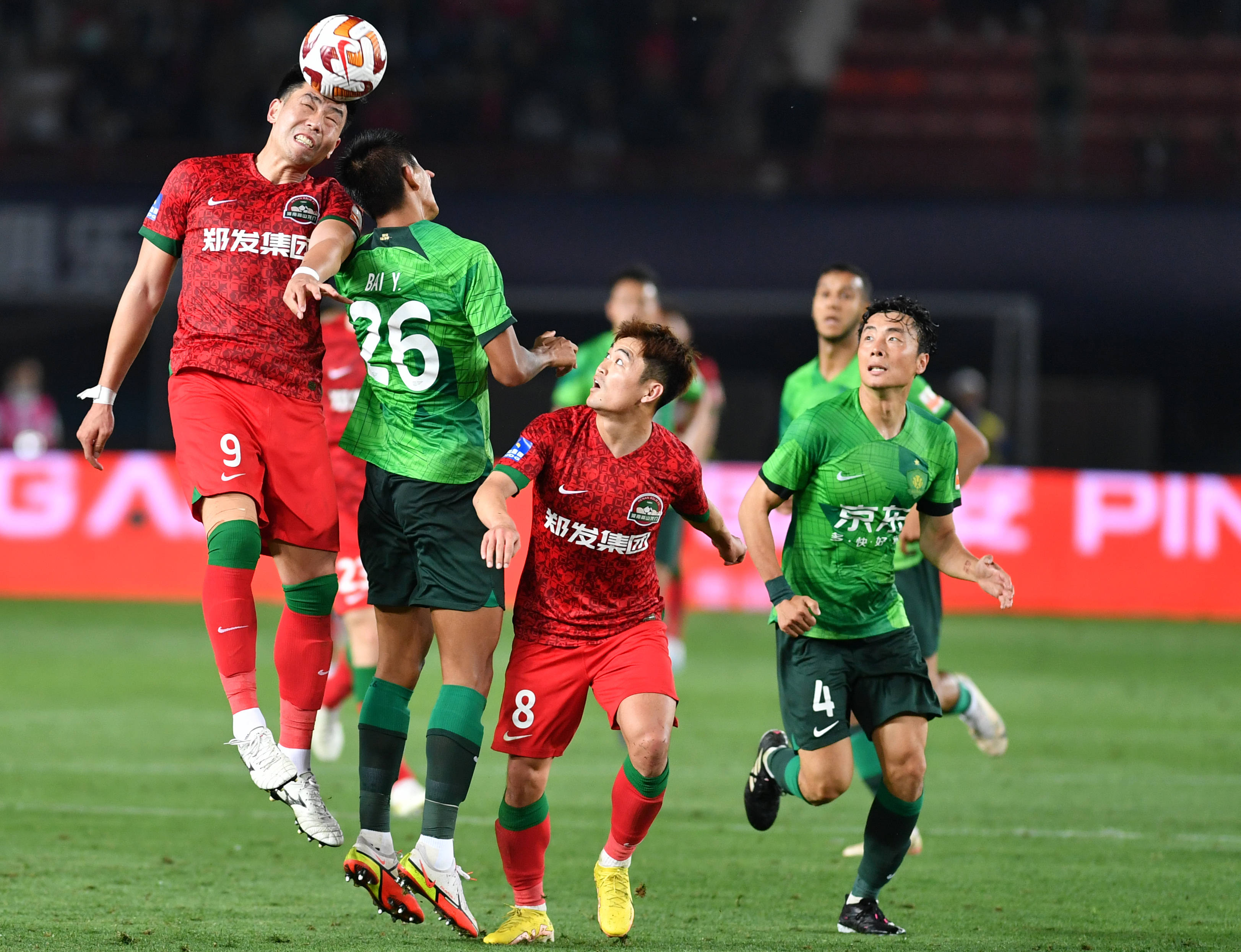 开云体育官方网站-包含天津男篮客场大胜江苏队,赢得关键比赛的词条