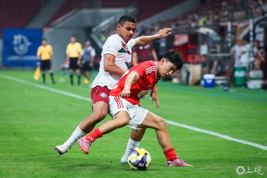 开云体育登录-巴西联赛第一轮:弗鲁米嫩斯队客场险胜河床队的简单介绍