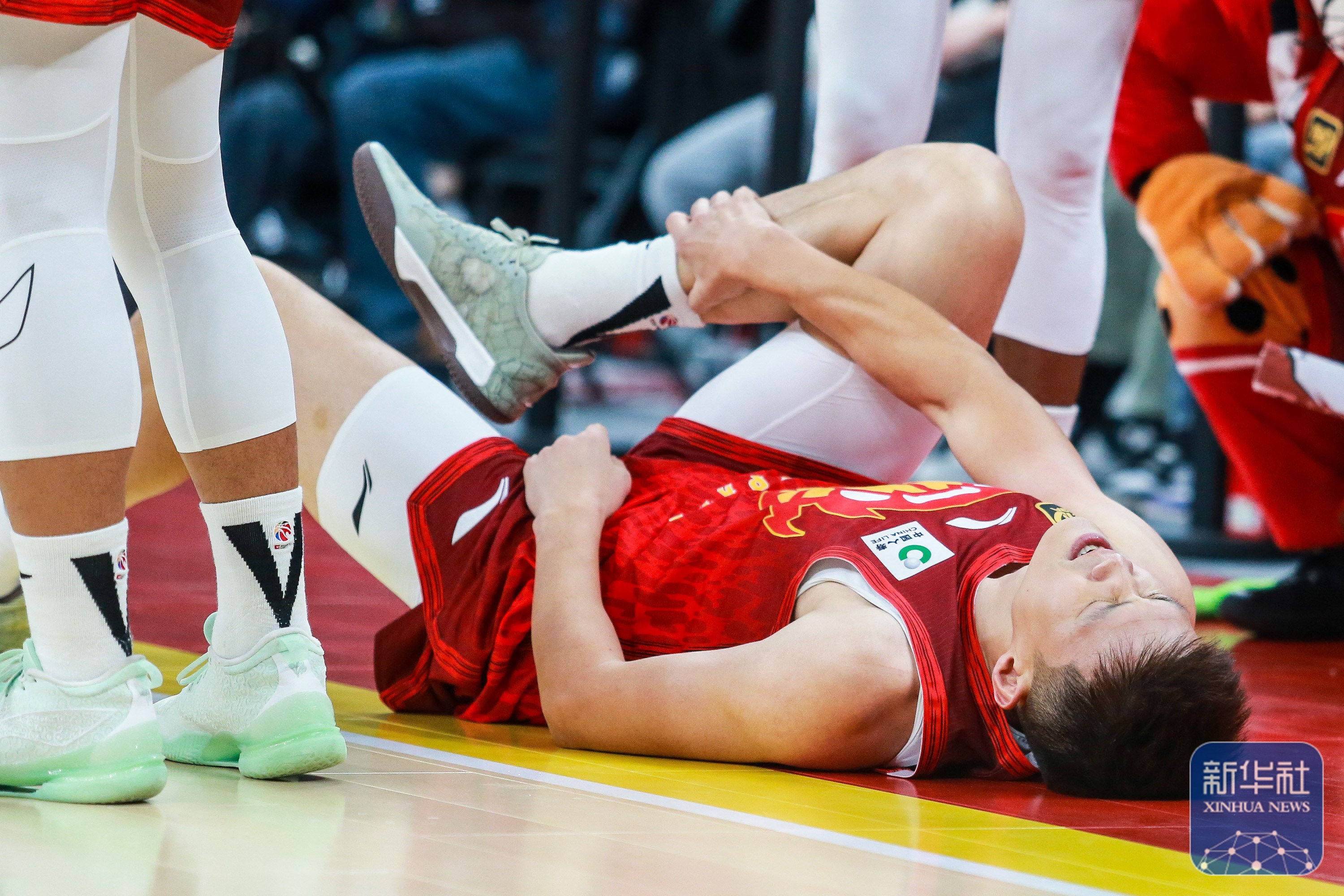 包含深圳马可波罗豪取胜利,队员表现抢眼的词条 包含深圳马可波罗豪取胜利,队员表现抢眼的词条