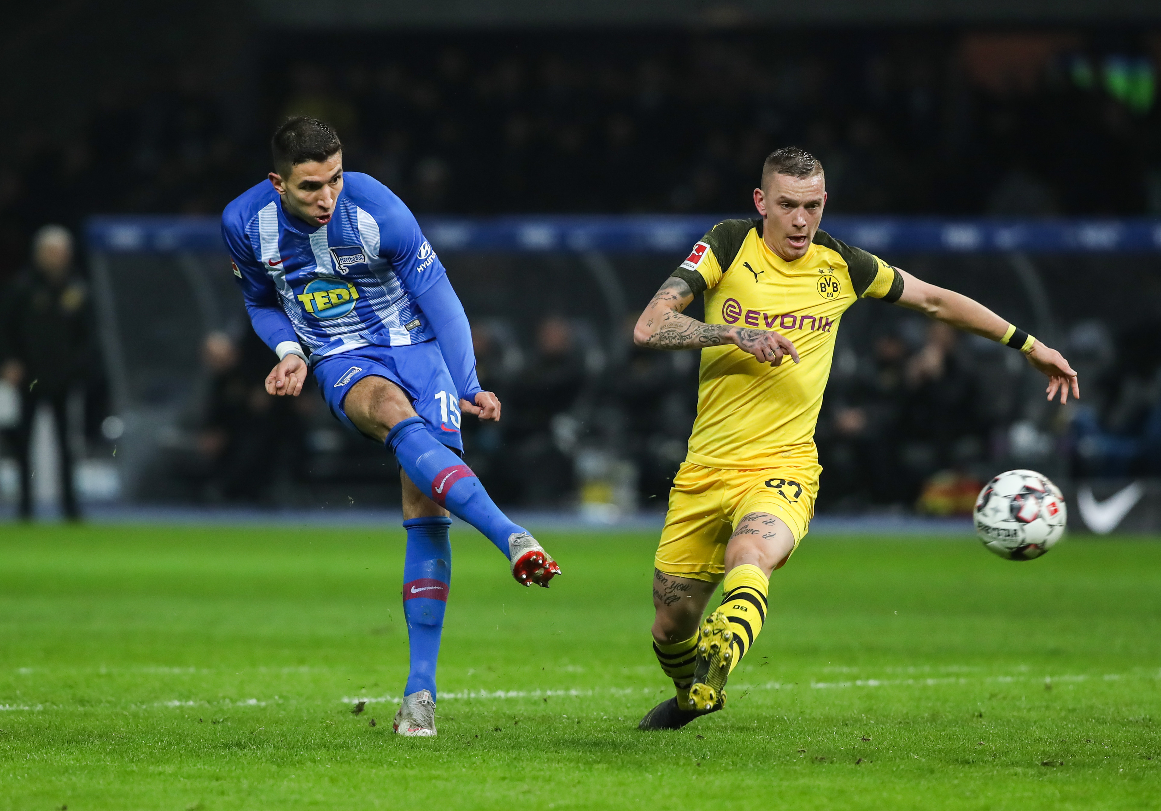 开云下载-柏林赫塔主场轻松取胜,追赶德甲前四的简单介绍