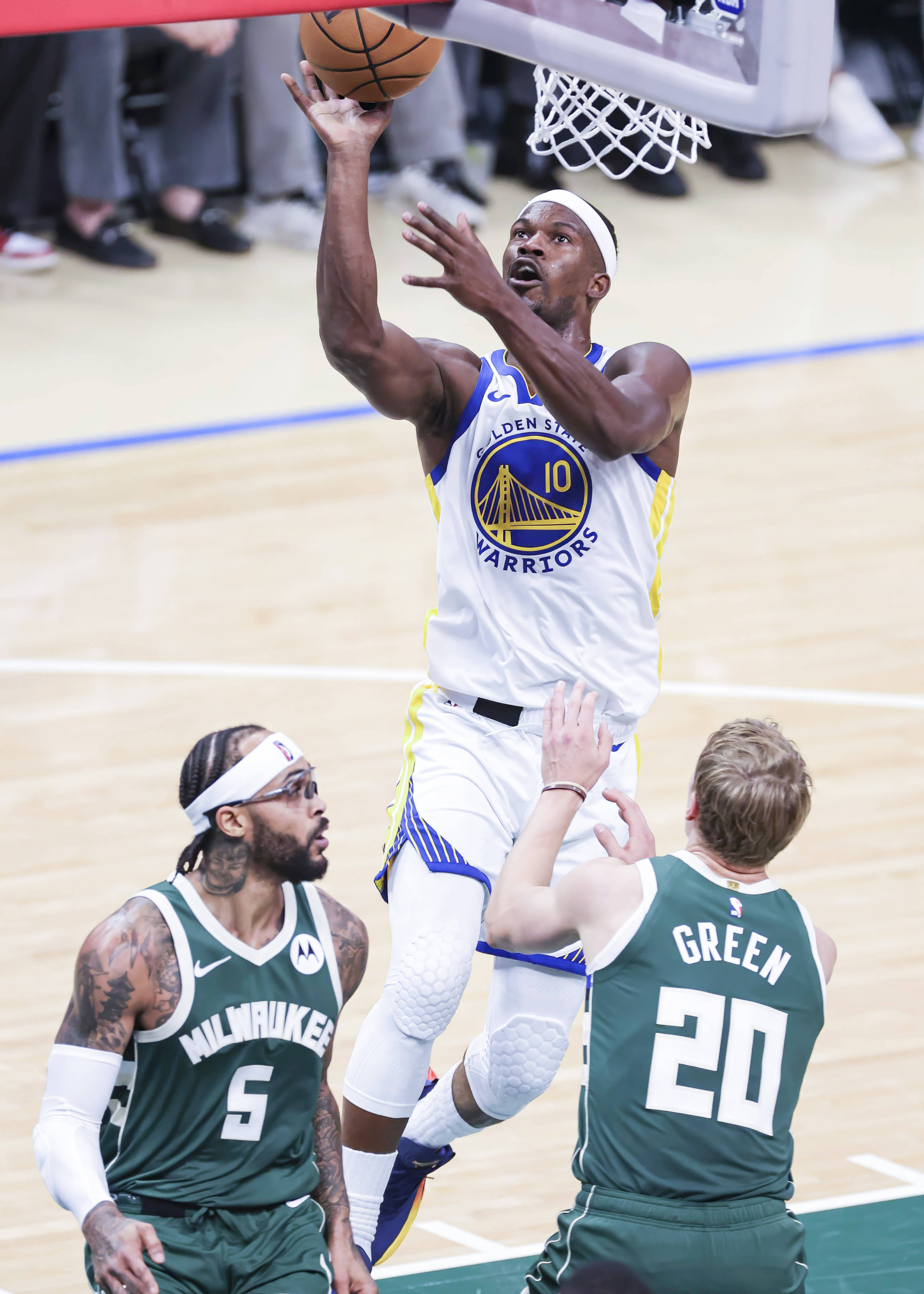 关于勇士欲复仇,库里迎战雄鹿主帅的信息 关于勇士欲复仇,库里迎战雄鹿主帅的信息